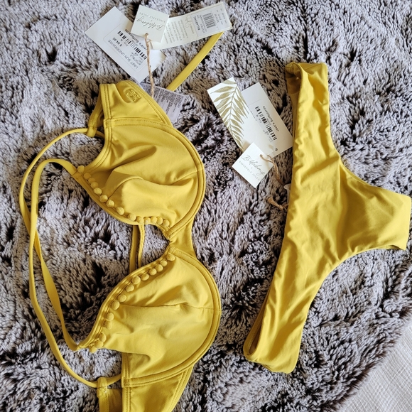 Billabong X Sincerly Jules Bathing Suit Top & Bottom - Picture 4 of 9